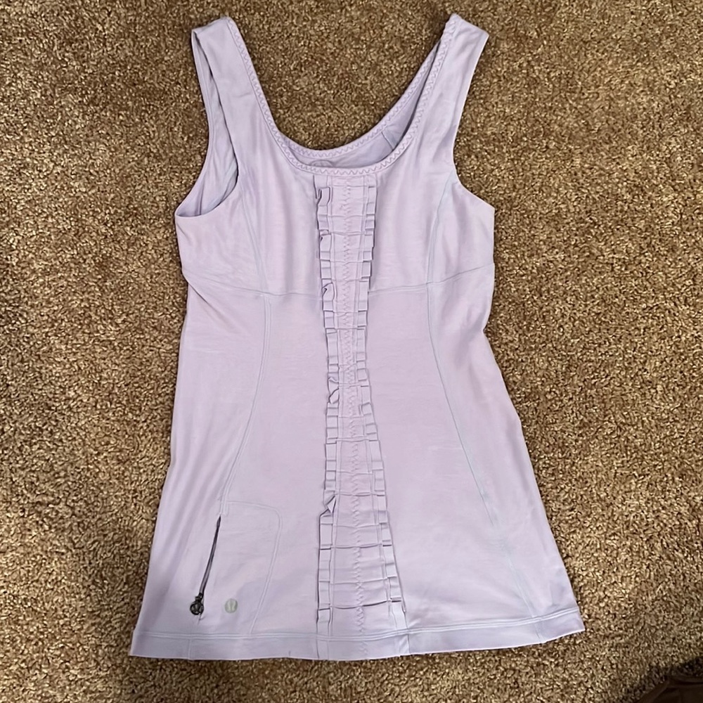 Lavender Lululemon top